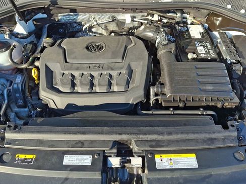 Used 2024 Volkswagen Tiguan S image 30