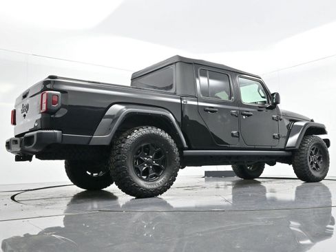 Used 2021 Jeep Gladiator Willys image 48