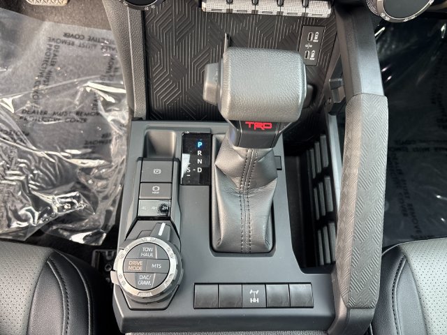 Used 2024 Toyota Tacoma TRD Off-Road AWD/4WD image 23