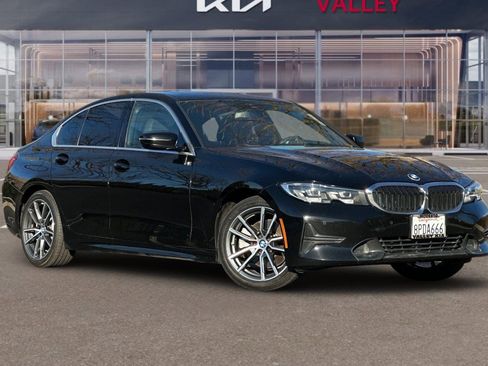 Used 2020 BMW 330i Sedan w/ Driving Assistance Package image 2