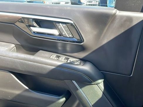 Used 2025 Chevrolet Tahoe Premier image 28