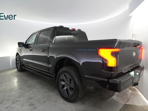 Used 2025 Ford F150 Lightning Flash AWD/4WD image 3