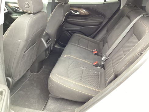 Used 2021 GMC Terrain SLE w/ Driver Convenience Package image 19