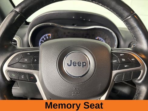 Used 2022 Jeep Grand Cherokee Limited image 14