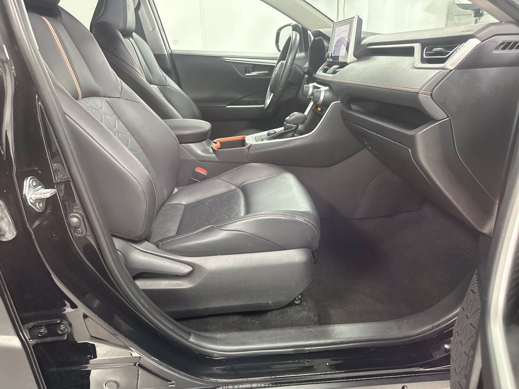 Used 2024 Toyota RAV4 Adventure AWD/4WD image 21