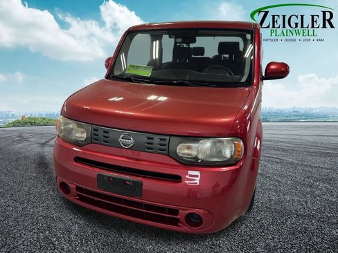 Used 2009 Nissan Cube 1.8 S w/ Interior Designer Pkg FWD image 9
