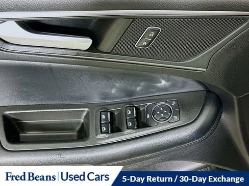 Used 2022 Ford Edge SE w/ Black Appearance Package AWD/4WD image 24