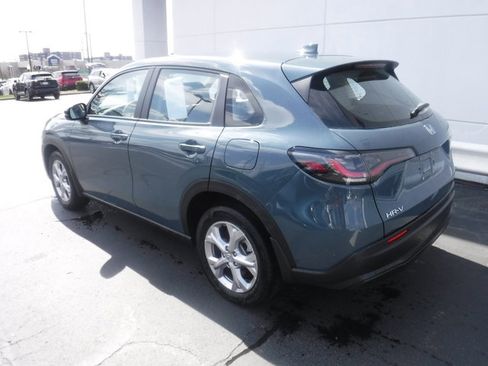 Used 2024 Honda HR-V LX image 8