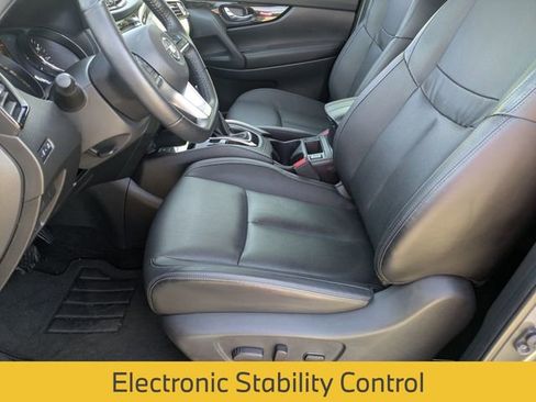 Used 2022 Nissan Rogue Sport SL w/ Premium Package image 15