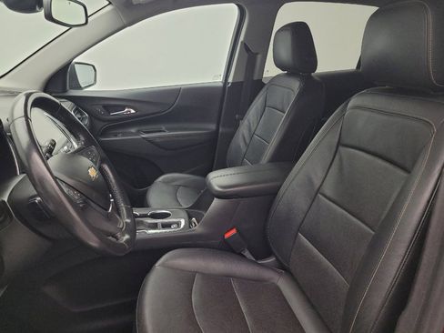 Used 2020 Chevrolet Equinox Premier FWD image 17