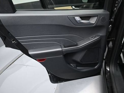 Used 2022 Ford Escape Titanium w/ Titanium Elite Package AWD/4WD image 32