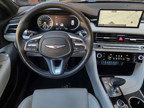 Used 2025 Genesis G70 2.5T AWD/4WD image 14