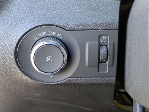 Used 2015 Chevrolet Camaro SS image 17