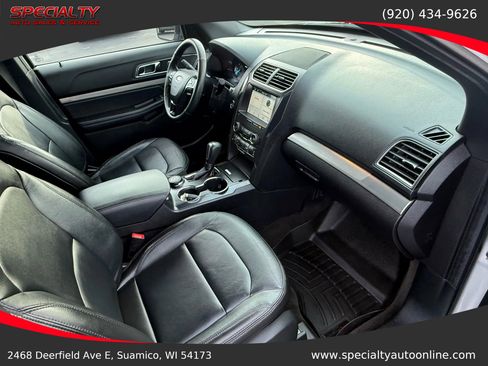 Used 2018 Ford Explorer XLT w/ Equipment Group 202A image 19
