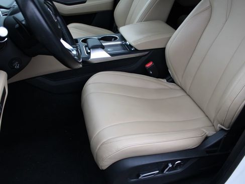 Used 2022 Acura MDX SH-AWD image 21