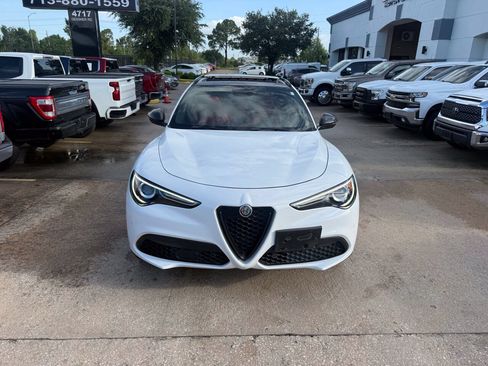 Used 2019 Alfa Romeo Stelvio Ti Sport w/ Quick Order Package 22S Sport AWD/4WD image 40