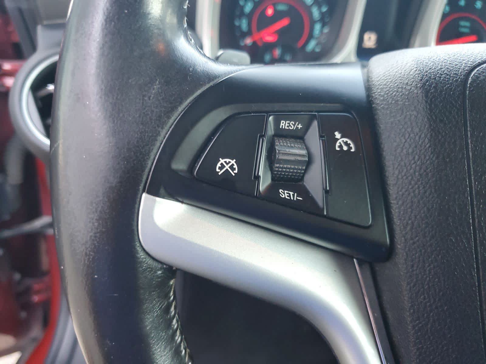 Used 2015 Chevrolet Camaro SS RWD image 18