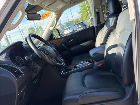Used 2024 Nissan Armada SL AWD/4WD image 12