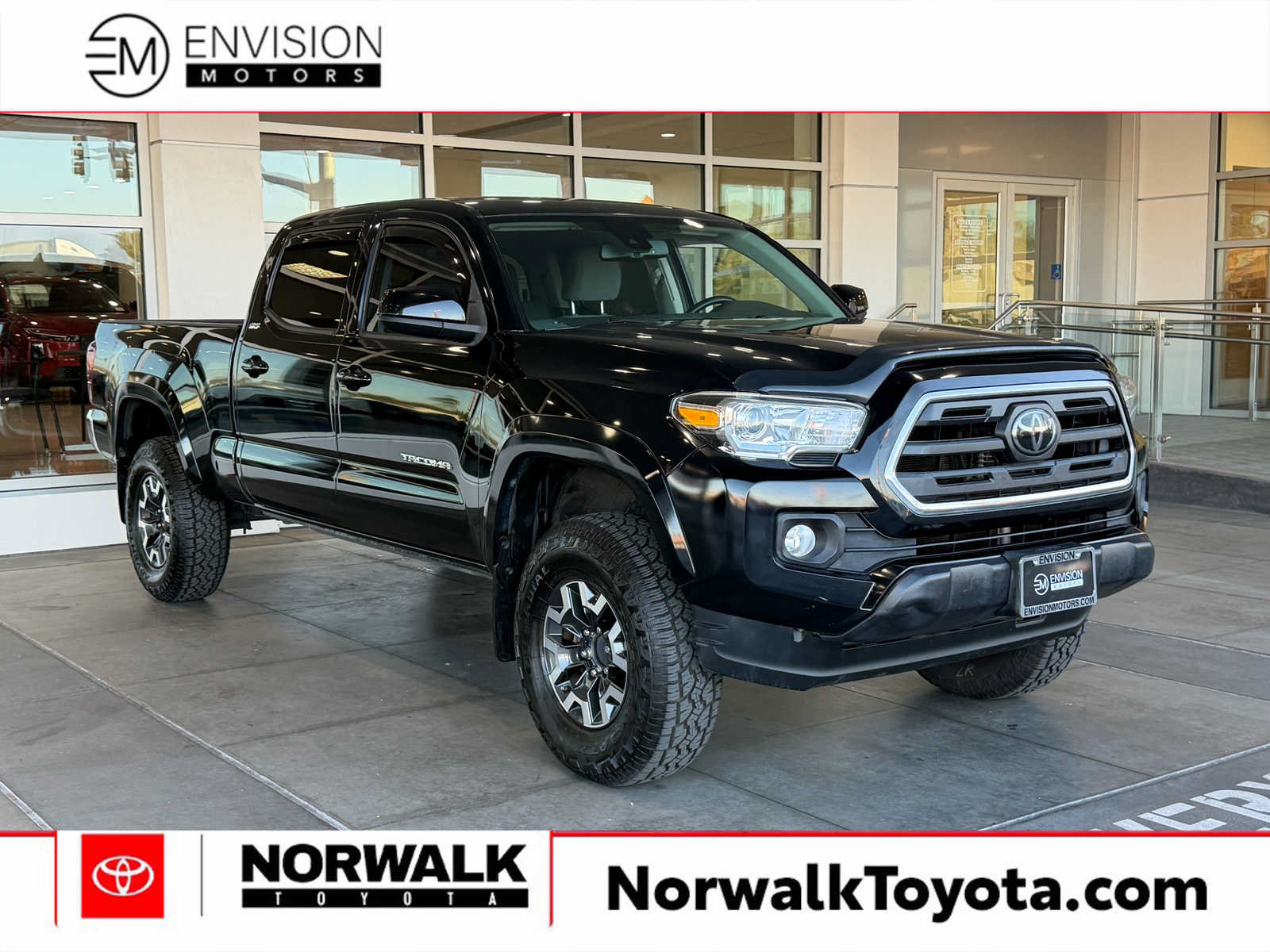 Used 2019 Toyota Tacoma SR5 RWD image 6