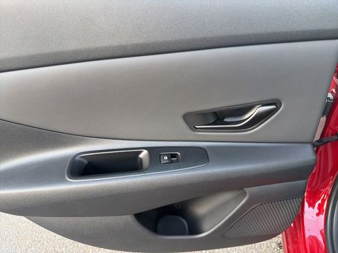 New 2025 Hyundai Elantra Sport image 21