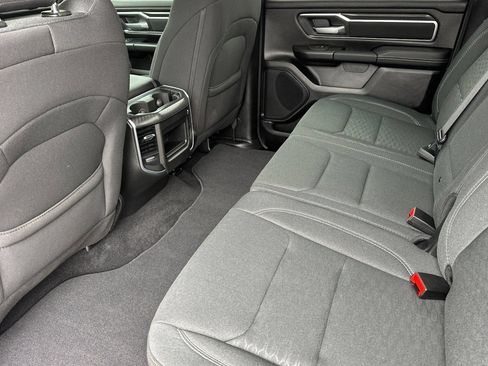 Used 2025 RAM 1500 Big Horn AWD/4WD image 12