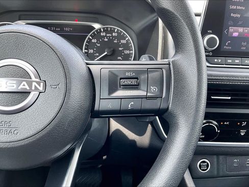 Used 2023 Nissan Rogue S FWD image 23