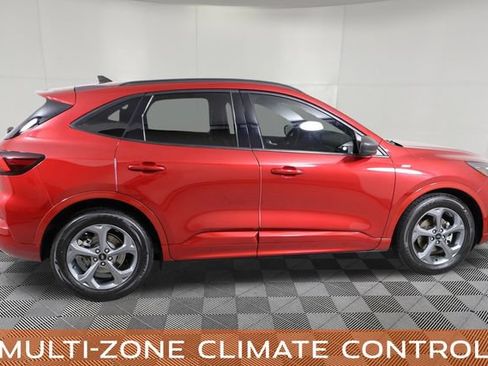 Used 2023 Ford Escape ST-Line w/ Tech Pack #1 FWD image 5
