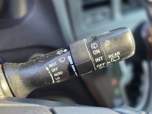 Used 2017 Toyota Sienna Limited Premium image 51