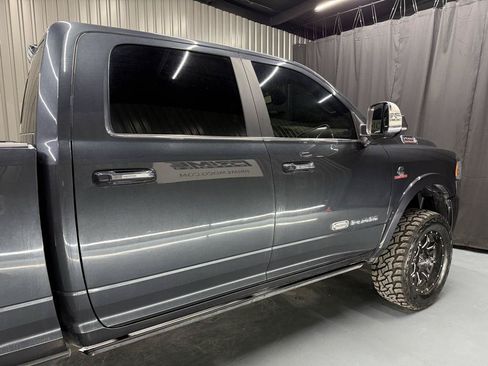 Used 2020 RAM 2500 Limited AWD/4WD image 12