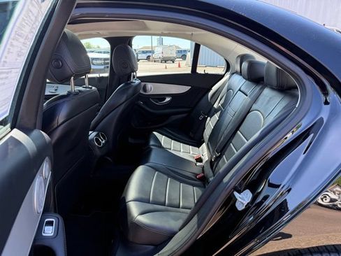 Used 2015 Mercedes-Benz C 300 4MATIC Sedan image 12