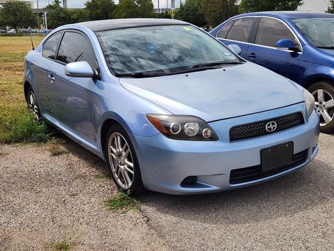 Used 2010 Scion tC FWD image 3
