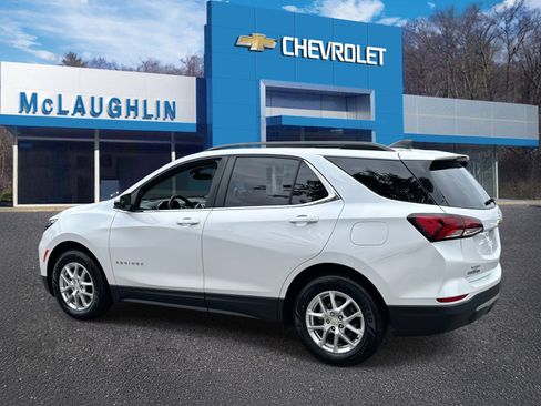 Certified 2022 Chevrolet Equinox LT image 2