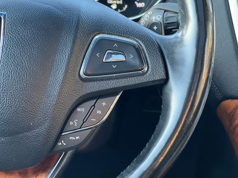 Used 2017 Lincoln MKX Reserve w/ Driver Assistance Package image 24