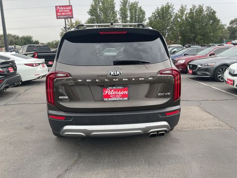 Used 2020 Kia Telluride SX w/ SX Prestige Package AWD/4WD image 8