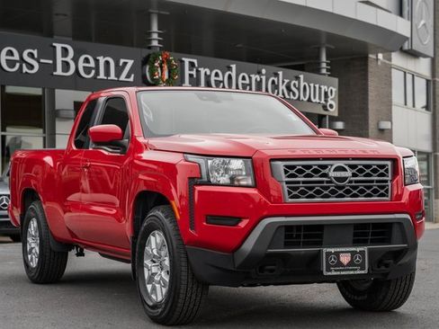 Used 2023 Nissan Frontier SV w/ Technology Package image 1