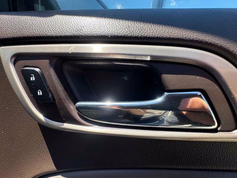 Used 2017 GMC Yukon Denali AWD/4WD image 31