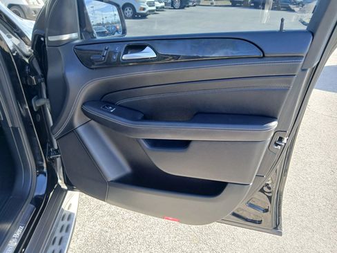 Used 2015 Mercedes-Benz ML 400 4MATIC image 16