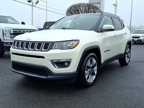 Used 2020 Jeep Compass Limited image 3