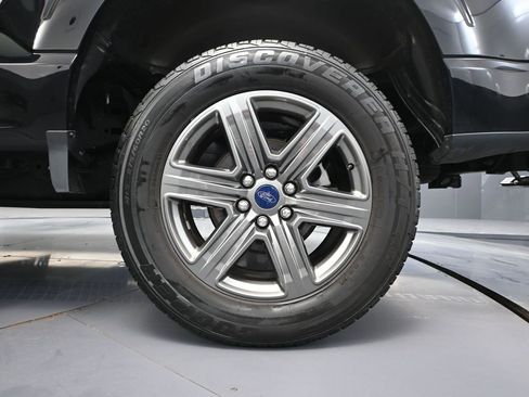 Used 2022 Ford F150 XLT w/ Equipment Group 302A High image 16