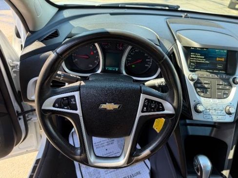 Used 2014 Chevrolet Equinox LT w/ Driver Convenience Package image 17