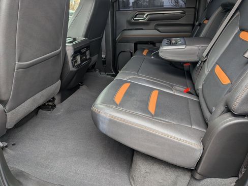 Used 2024 GMC Sierra 2500 AT4 w/ AT4 Premium Plus Package image 29