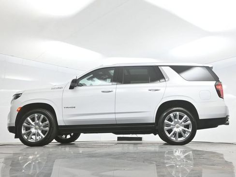Used 2022 Chevrolet Tahoe High Country w/ Premium Package 2 AWD/4WD image 71