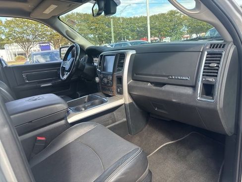 Used 2017 RAM 1500 Laramie w/ Convenience Group image 14