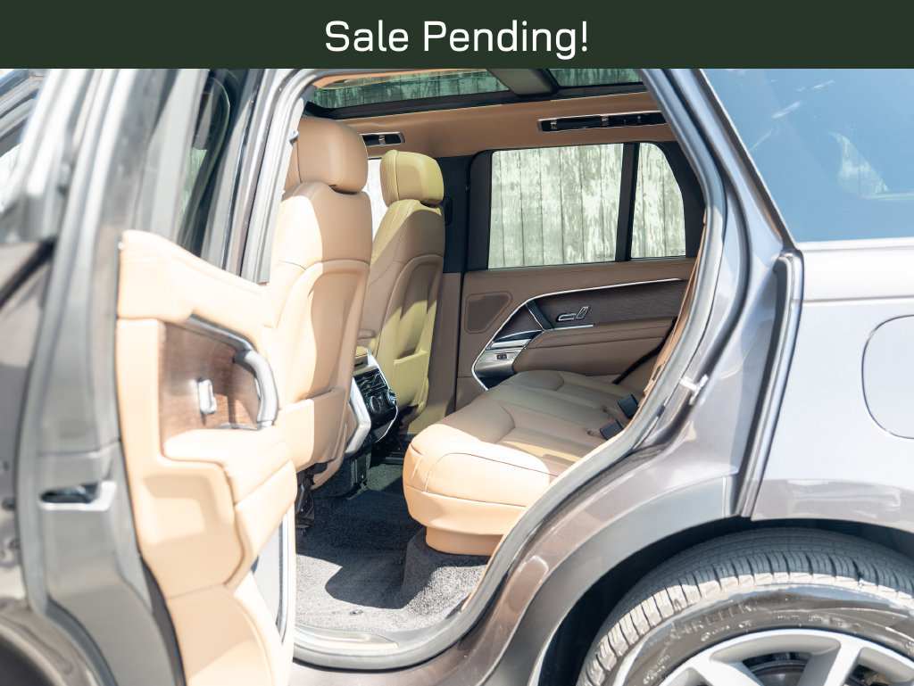 Certified 2025 Land Rover Range Rover SE AWD/4WD image 34