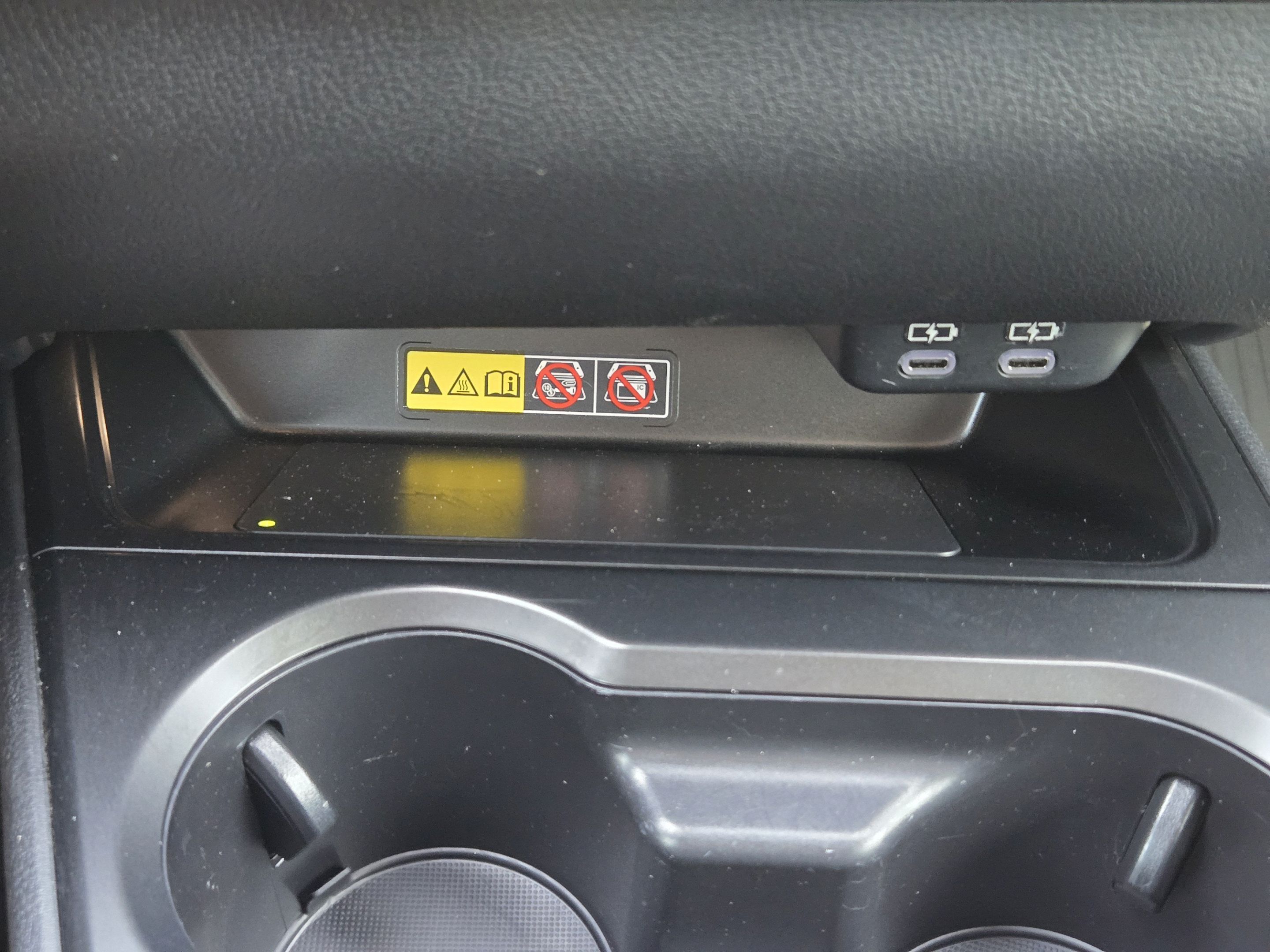 Used 2025 Lexus UX 300h FWD image 16