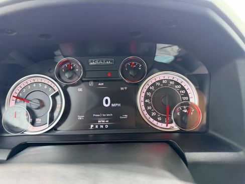 Used 2019 RAM 1500 Warlock AWD/4WD image 19