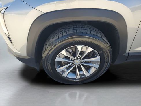 Used 2025 Chevrolet Equinox LT w/ Convenience Package II image 18