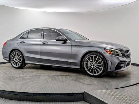 Used 2019 Mercedes-Benz C 300 4MATIC Sedan image 11