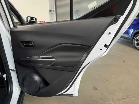 Used 2024 Nissan Kicks S FWD image 15