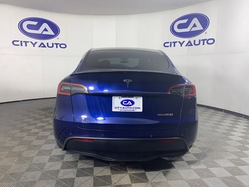 Used 2022 Tesla Model Y Performance image 4